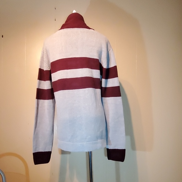 Retrofit Maroon & Gray Cardigan - Picture 3 of 5